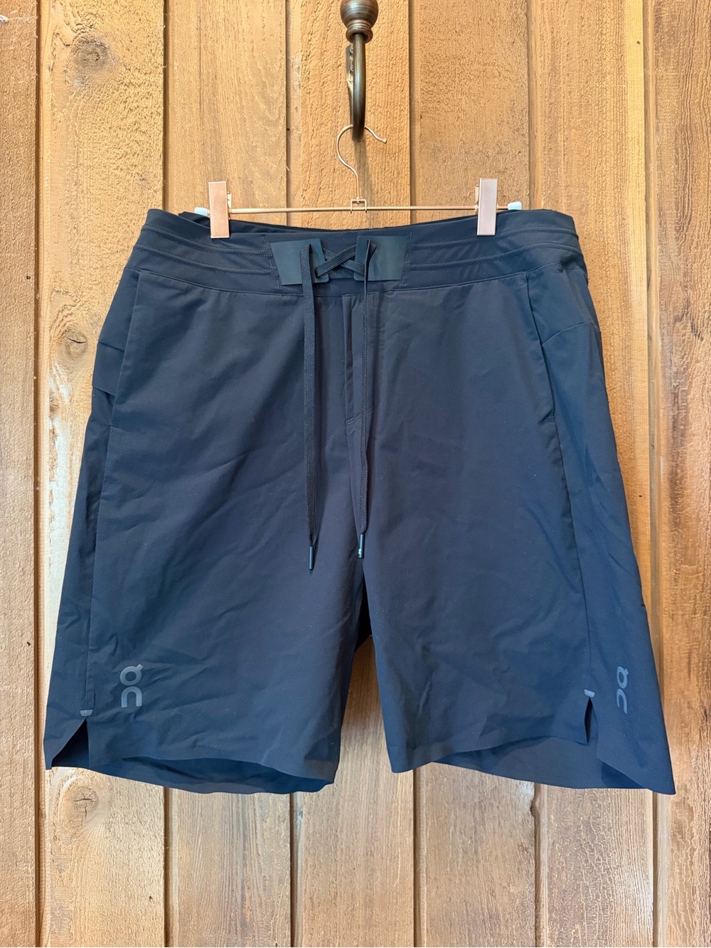 On Running Black Lightweight Hybrid Shorts